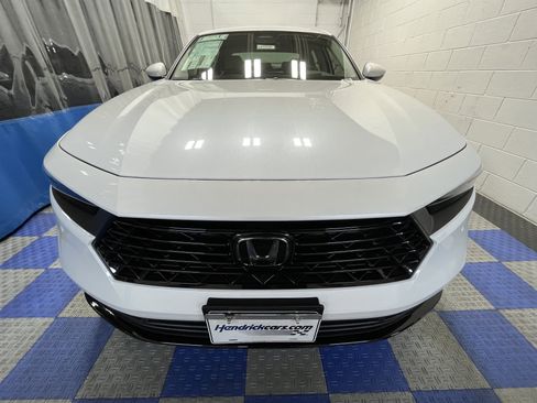 New 2026 Honda Accord Touring image 5