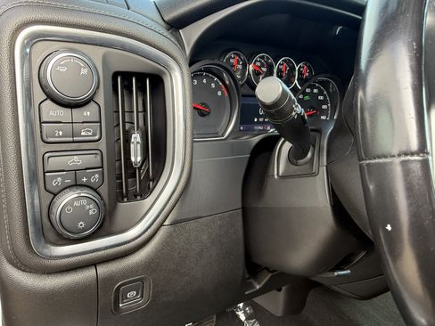 Used 2019 Chevrolet Silverado 1500 LT w/ All-Star Edition image 11