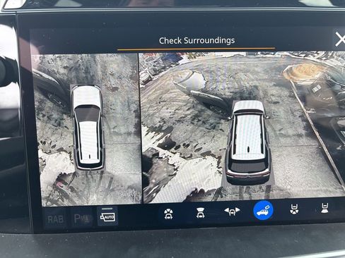 New 2026 Subaru Outback Touring XT image 34