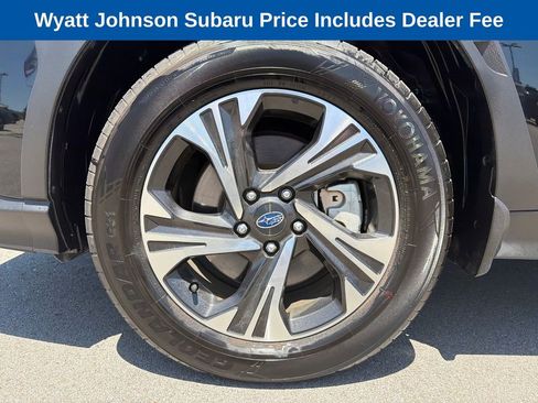 Used 2025 Subaru Crosstrek 2.0i Premium AWD/4WD image 2