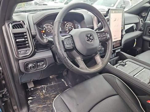 New 2026 RAM 2500 Limited AWD/4WD image 13