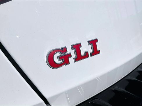 Used 2021 Volkswagen Jetta GLI Autobahn w/ GLI Autobahn Black Package image 9