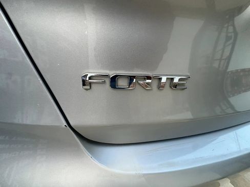 Used 2015 Kia Forte EX w/ UVO Package W/17" Alloys FWD image 20