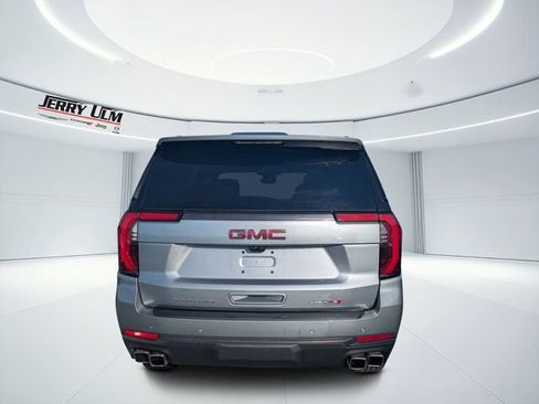 Used 2025 GMC Yukon AT4 Ultimate image 3