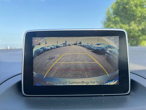 Used 2014 MAZDA MAZDA3 i Grand Touring FWD image 19