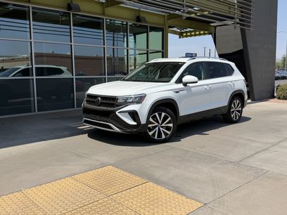 Used 2022 Volkswagen Taos SE