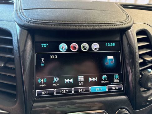 Used 2016 Chevrolet Impala LT image 25