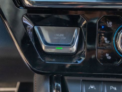 Used 2023 GMC Sierra 1500 AT4 w/ AT4 Premium Package image 22