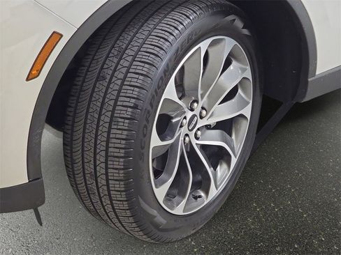 Used 2025 Lincoln Aviator Reserve w/ Illumination Package image 35