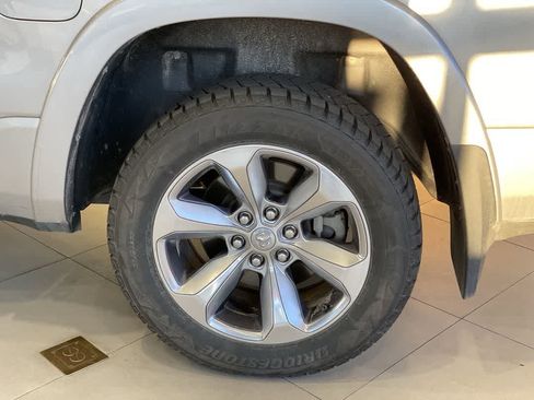 Used 2022 RAM 1500 Limited image 13