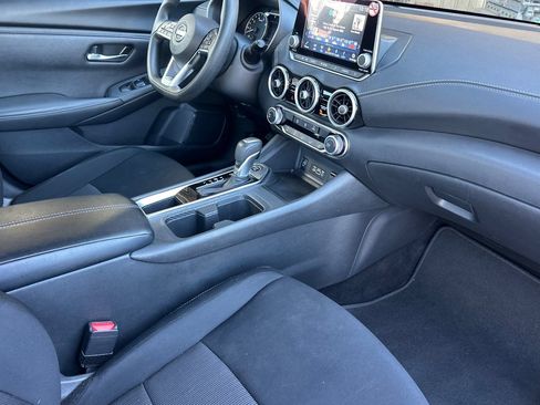 Used 2025 Nissan Sentra SV FWD image 14