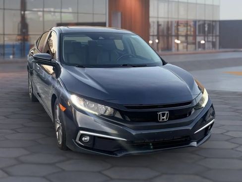 Used 2020 Honda Civic EX image 17