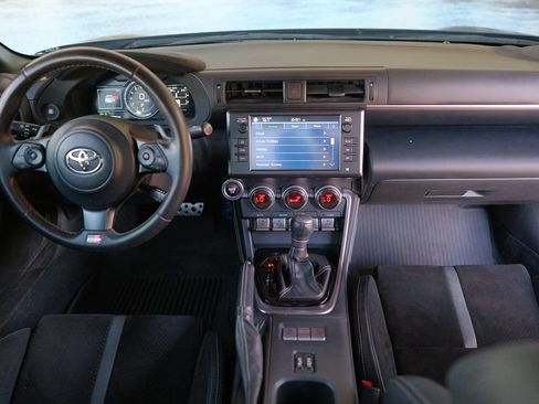Used 2023 Toyota GR86 Premium w/ ALL Weather Mat Package (TMS) RWD image 17