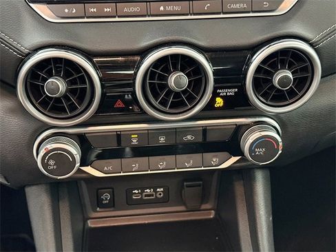 Used 2024 Nissan Sentra SV image 14