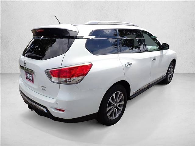 Used 2014 Nissan Pathfinder SL w/ SL Premium Package AWD/4WD image 4