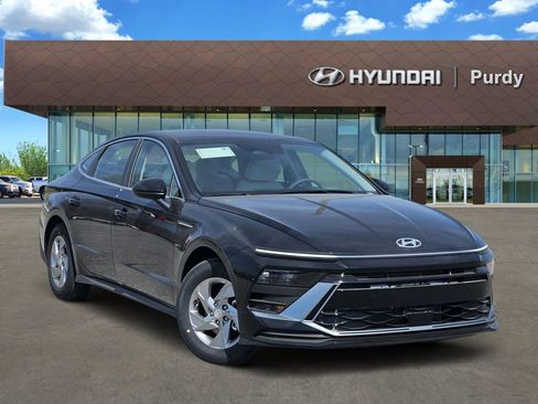 New 2026 Hyundai Sonata SE FWD image 1
