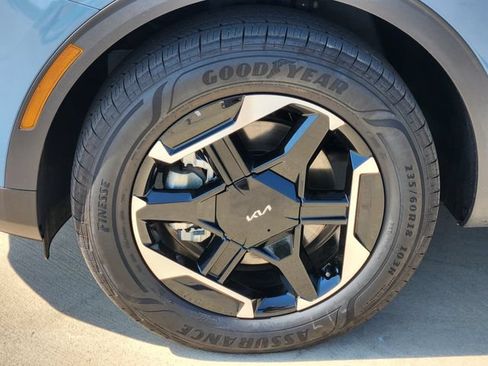Certified 2026 Kia Sportage S AWD/4WD image 12