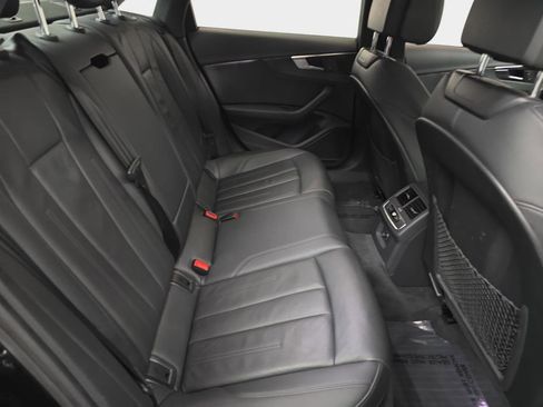 Used 2018 Audi A4 2.0T Premium image 13