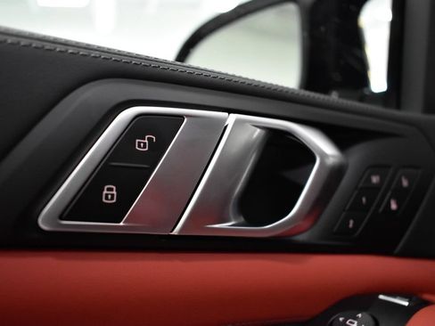 Used 2026 BMW X5 M Competition w/ Executive Package AWD/4WD image 16