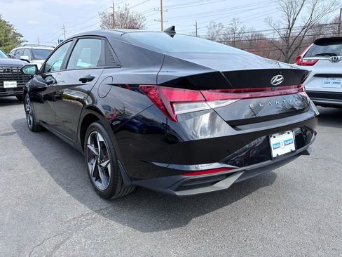 Used 2023 Hyundai Elantra SEL w/ Convenience Package image 5