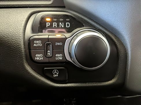 Used 2021 RAM 1500 Big Horn image 18