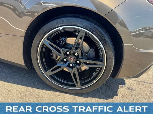 Used 2020 Chevrolet Corvette Stingray Preferred Cpe w/ 2LT Preferred Equipment Group RWD image 16