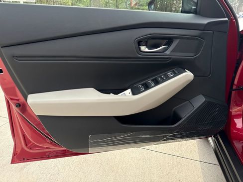 New 2025 Honda Accord SE image 12