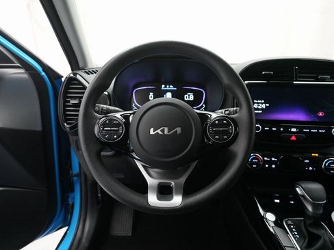 Used 2024 Kia Soul S image 4