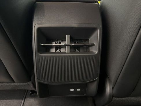 New 2026 Jeep Cherokee Limited image 27