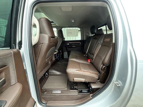 New 2026 RAM 3500 Longhorn image 33