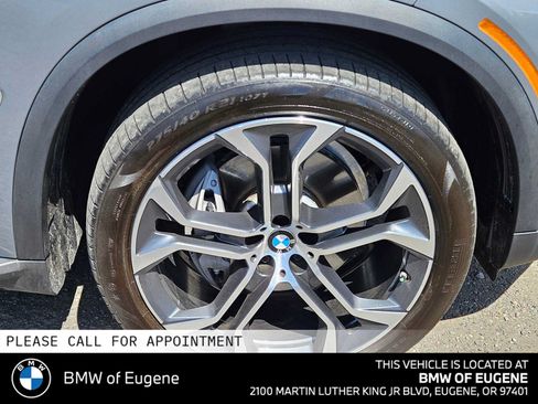 Used 2024 BMW X5 sDrive40i w/ Premium Package RWD image 9
