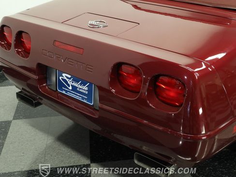 Used 1993 Chevrolet Corvette Convertible RWD image 25