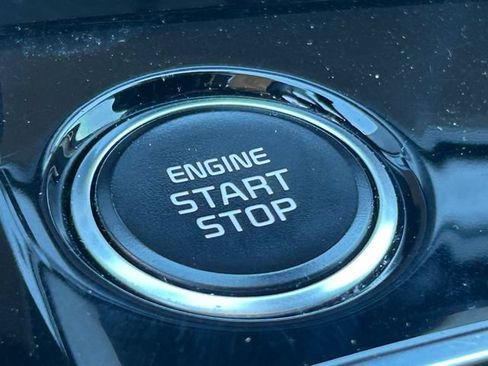 Used 2023 Kia Sportage EX AWD/4WD image 18