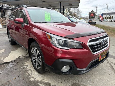 Used 2018 Subaru Outback 2.5i Limited AWD/4WD image 6