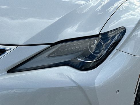 Used 2020 Lexus RC 350 w/ Premium Package image 33