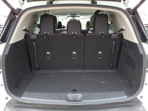 New 2026 Nissan Pathfinder SV AWD/4WD image 16