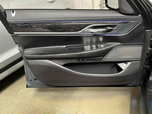 Used 2022 BMW 740i 740i - DRIVING ASSISTANCE PROF w/ M Sport Package image 74