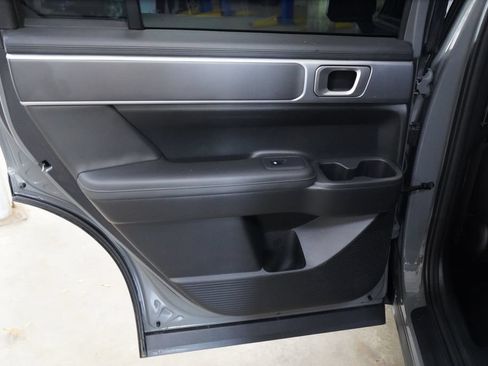 Used 2025 Hyundai Santa Fe SEL FWD image 27