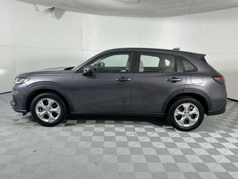 Used 2023 Honda HR-V LX image 5