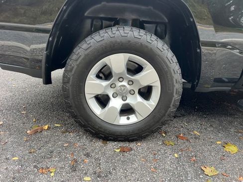 Used 2021 RAM 1500 Big Horn image 14