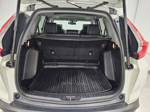 Used 2018 Honda CR-V Touring image 14
