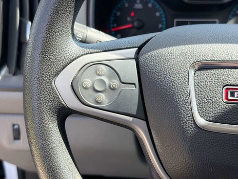 Used 2017 GMC Canyon 2WD Crew Cab w/ Convenience Package image 20