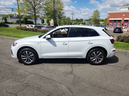 Used 2024 Audi Q5 2.0T Premium w/ Convenience Package AWD/4WD image 8