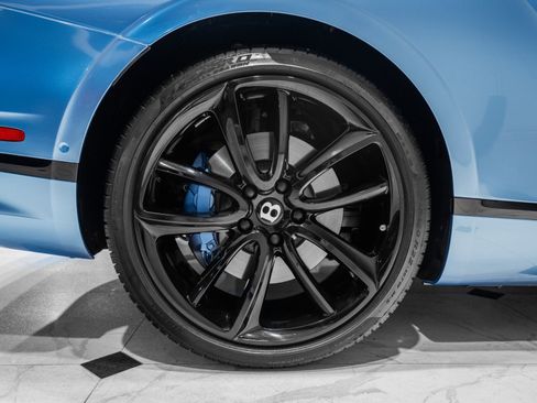 Used 2022 Bentley Continental GT V8 AWD/4WD image 16