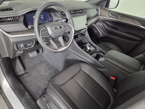 New 2026 Jeep Grand Cherokee Limited w/ Limited Altitude Package image 12