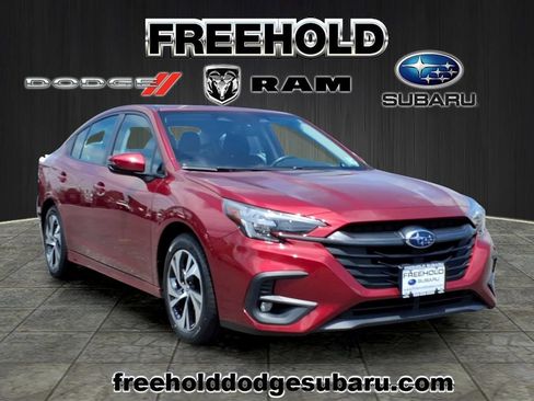 Used 2024 Subaru Legacy Premium AWD/4WD image 1