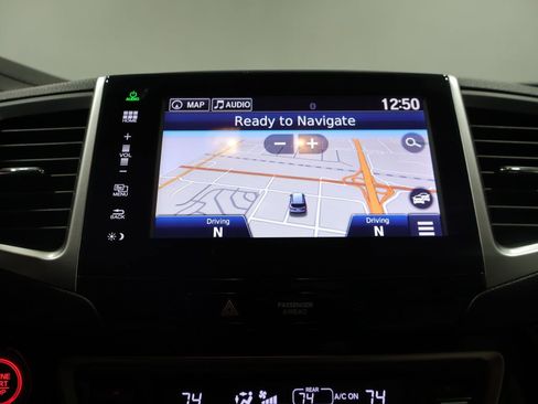 Used 2016 Honda Pilot Touring image 27
