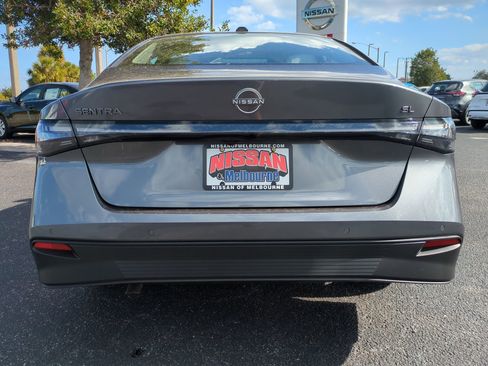 New 2026 Nissan Sentra SL w/ Floor Mat Package FWD image 5