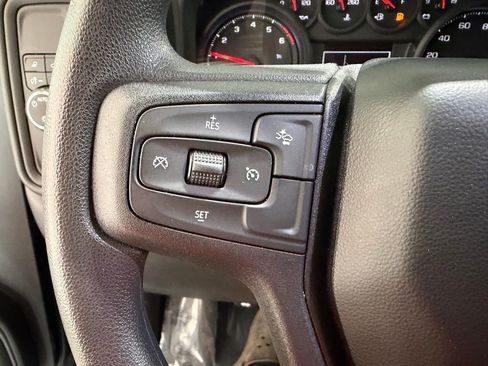 Used 2025 Chevrolet Silverado 2500 Custom w/ Custom Value Package RWD image 20
