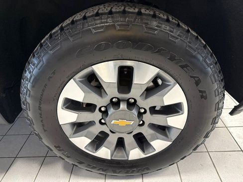 Certified 2025 Chevrolet Silverado 2500 Custom w/ Custom Value Package image 9